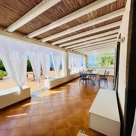 Casa Eoliana * Lipari (Isola Lipari)